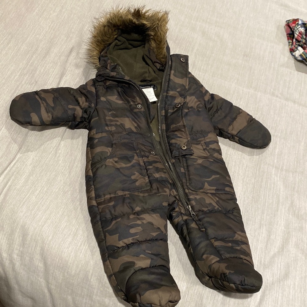 Black camo bunting suit